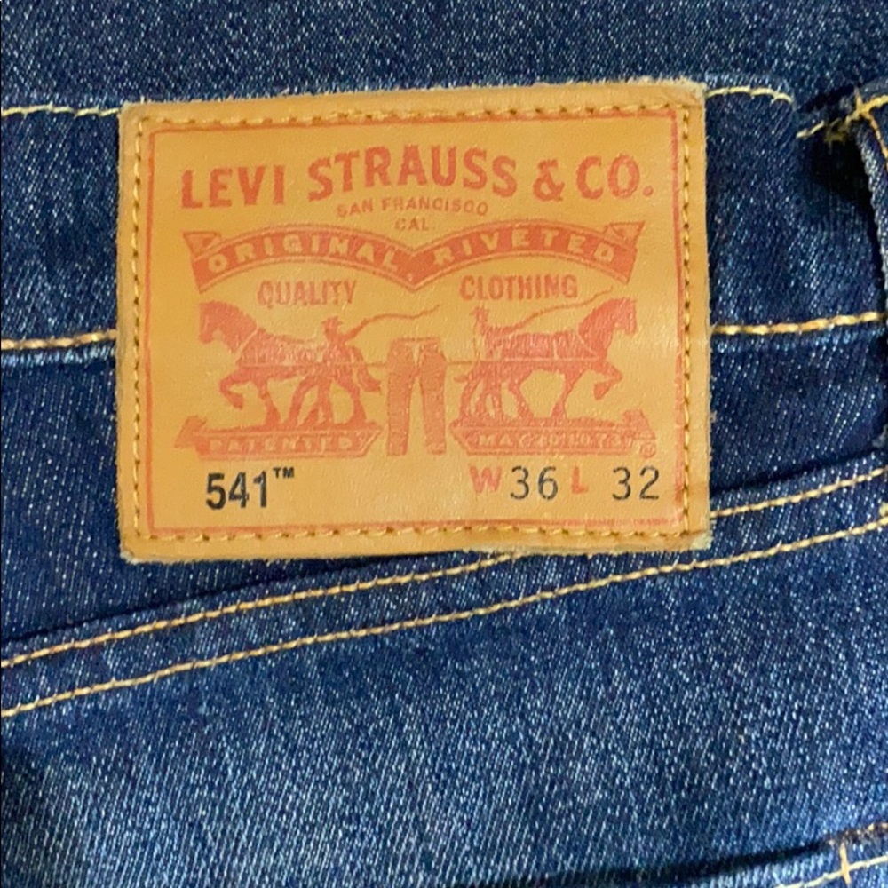 LEVI’S Jeans 541. Size 36X32